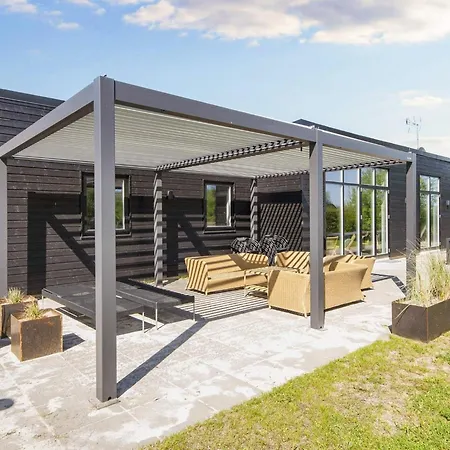 Holiday Cx Holiday home *